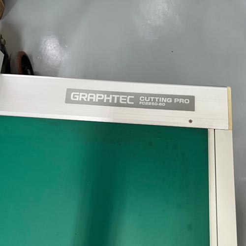 Graphtec FC2250-60vc Flatbed Cutter with Vacuum - Image 4