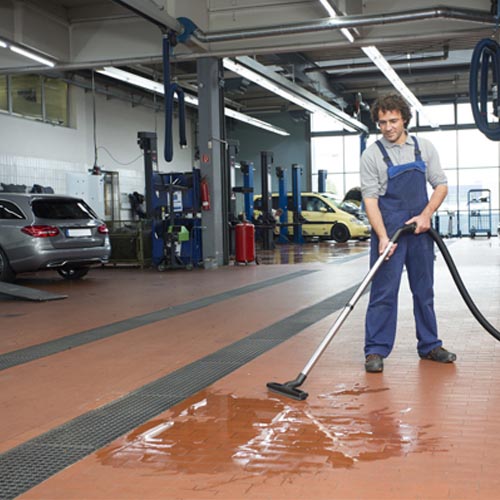 Karcher Wet & Dry 70 L Vacuum Cleaner NT 70/2 - Image 5