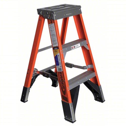 Werner 7403 3ft Type IAA Fiberglass Step Ladder