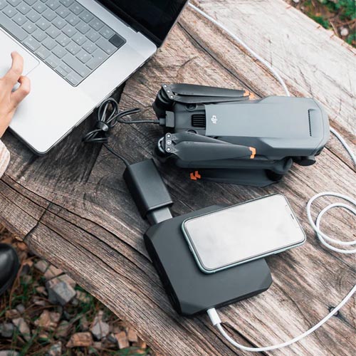 Omni 20+ Smart Portable Charger - Image 13