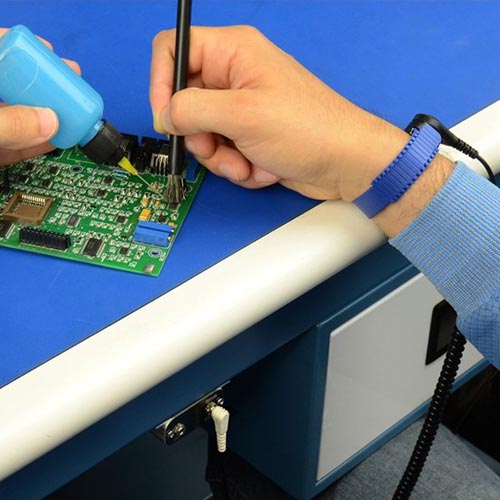 SCS MagSnap 360™ Dual-Wire ESD Wrist Strap - Image 2