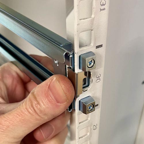 Juniper JNP-4PST-RMK-1U-E 4-Post 1U Rackmount Kit - Image 8