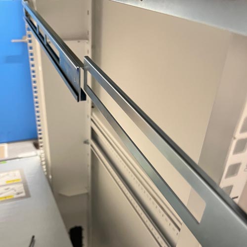 Juniper JNP-4PST-RMK-1U-E 4-Post 1U Rackmount Kit - Image 7