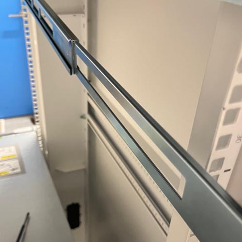 Juniper JNP-4PST-RMK-1U-E 4-Post 1U Rackmount Kit - Image 6