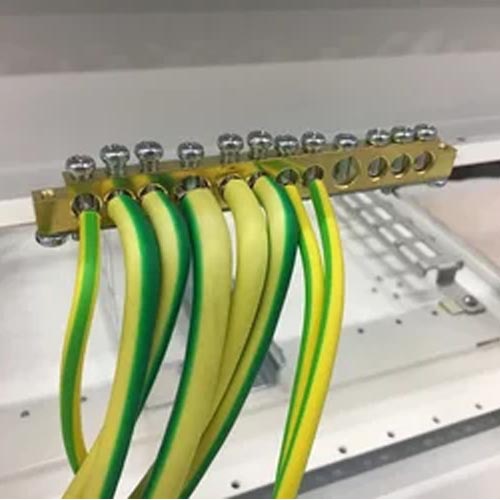 nVent EB12 Earthing & Neutral Busbar, Brass, 12 Connections - Image 2