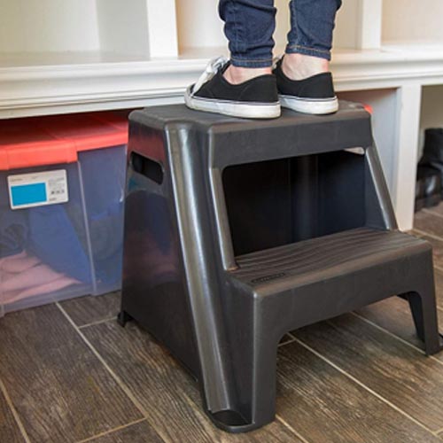 Rubbermaid RM-P2 2-Step Plastic Stool (300lbs Load) - Image 3