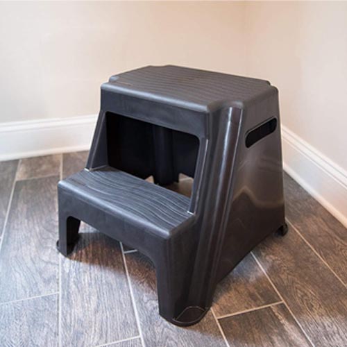 Rubbermaid RM-P2 2-Step Plastic Stool (300lbs Load) - Image 2